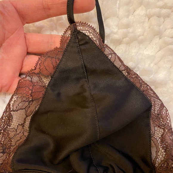 Fleur T beautiful bralette & thong set - Picture 2 of 8